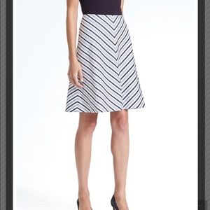 Banana Republic Crystal Blue Chevron  Skirt